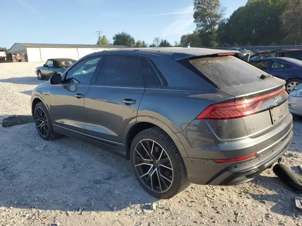 WA1FVAF19KD042173 2019 AUDI Q8 - Image 2