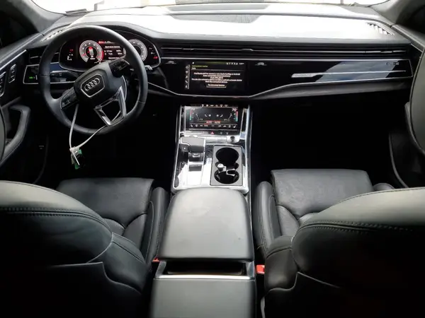 WA1FVAF19MD028910 2021 AUDI Q8 - Image 8