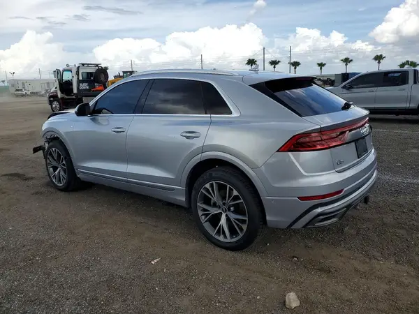 WA1FVAF19MD029717 2021 AUDI Q8 - Image 2