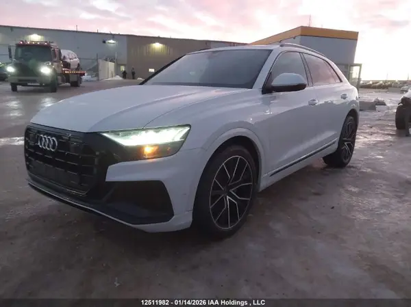 WA1FVAF19MD035503 2021 AUDI Q8 - Image 2