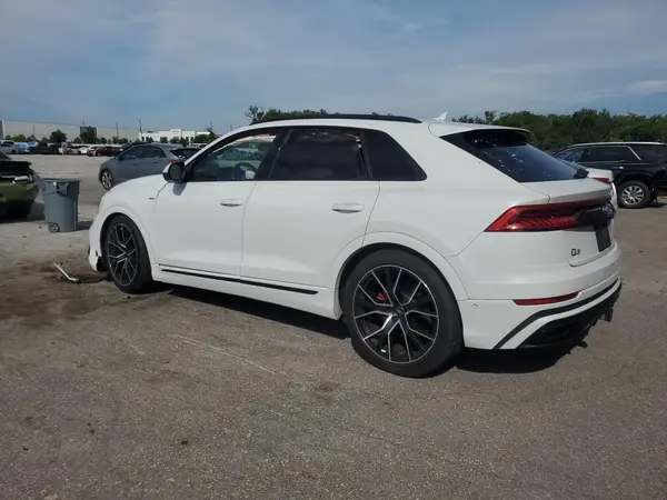 WA1FVAF1XKD006900 2019 AUDI Q8 - Image 2