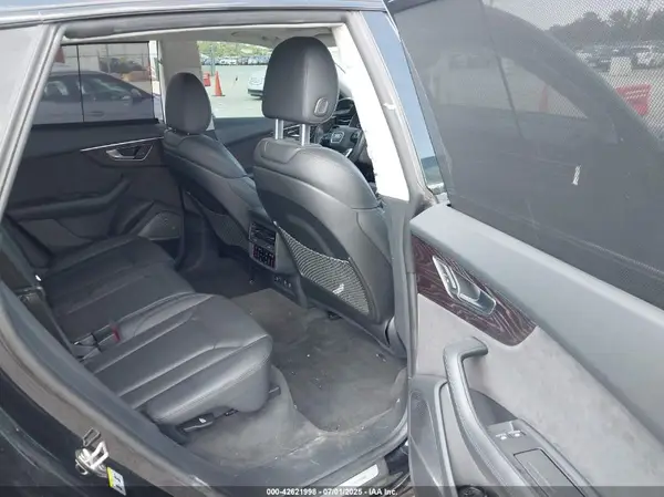 WA1FVAF1XKD024734 2019 AUDI Q8 - Image 8