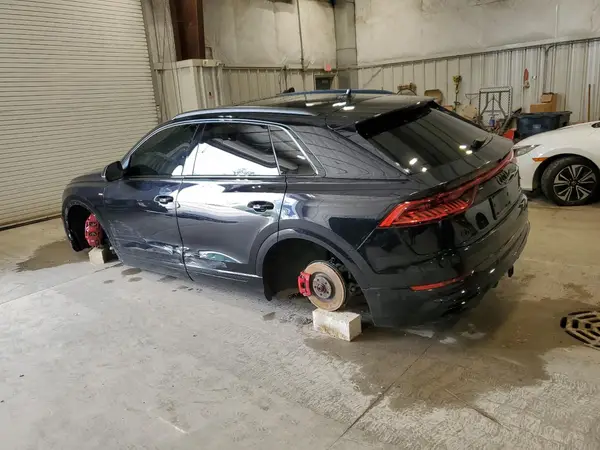 WA1FVAF1XMD012411 2021 AUDI Q8 - Image 2