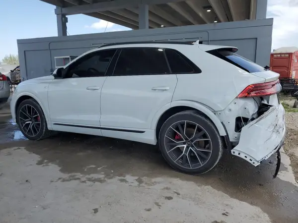 WA1FVAF1XMD018628 2021 AUDI Q8 - Image 2