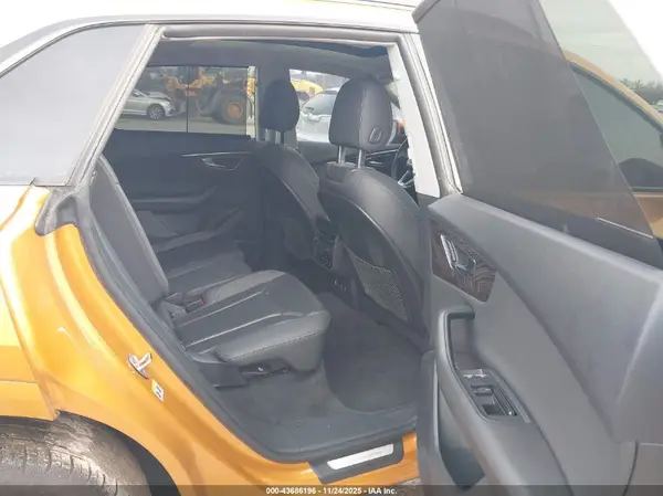 WA1FVBF10KD017443 2019 AUDI Q8 - Image 8