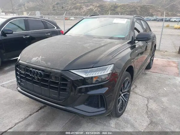 WA1FVBF10MD027084 2021 AUDI Q8 - Image 2