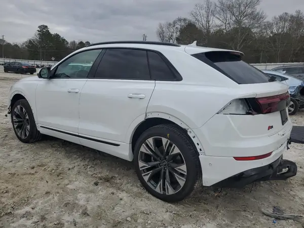 WA1FVBF10SD005034 2025 AUDI Q8 - Image 2