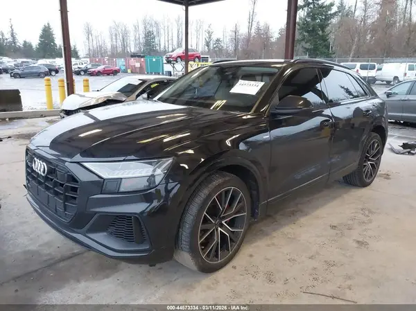WA1FVBF12KD013751 2019 AUDI Q8 - Image 2