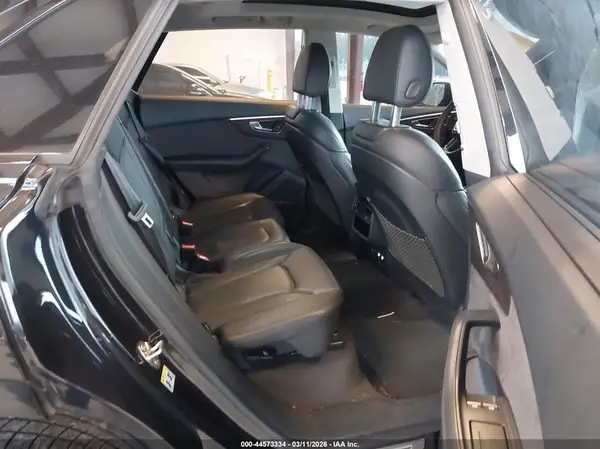 WA1FVBF12KD013751 2019 AUDI Q8 - Image 8