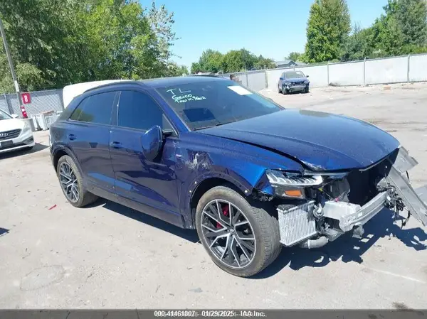 WA1FVBF13KD033878 2019 AUDI Q8 - Image 1