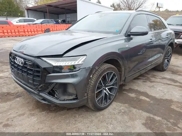 WA1FVBF14KD032737 2019 AUDI Q8 - Image 2