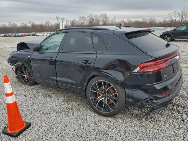 WA1FVBF14KD042796 2019 AUDI Q8 - Image 2