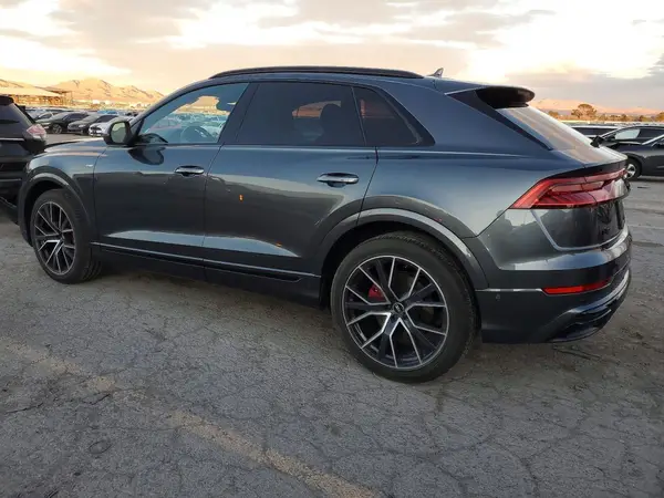 WA1FVBF15ND007544 2022 AUDI Q8 - Image 2