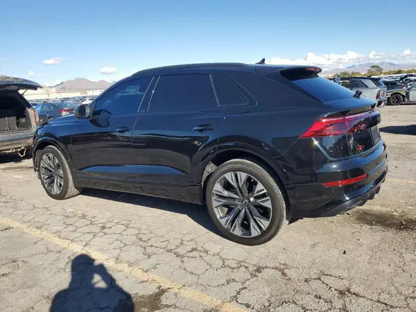WA1FVBF15RD002236 2024 AUDI Q8 - Image 2