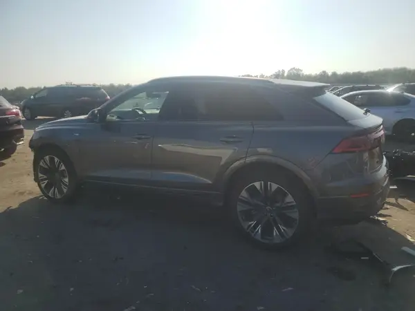 WA1FVBF15SD022265 2025 AUDI Q8 - Image 2