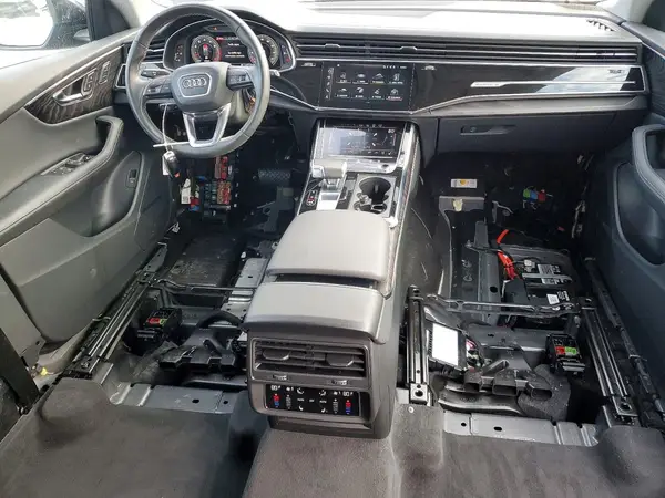 WA1FVBF16PD006602 2023 AUDI Q8 - Image 8
