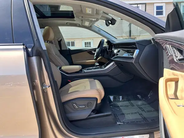 WA1FVBF18KD015892 2019 AUDI Q8 - Image 8