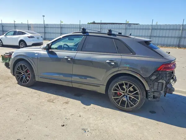 WA1FVBF19MD021963 2021 AUDI Q8 - Image 2