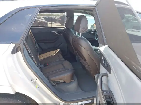 WA1FVBF19ND026016 2022 AUDI Q8 - Image 8