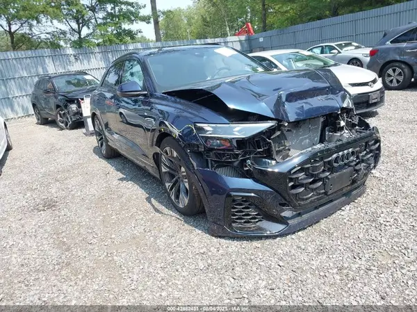 WA1FVBF19SD021765 2025 AUDI Q8 - Image 1