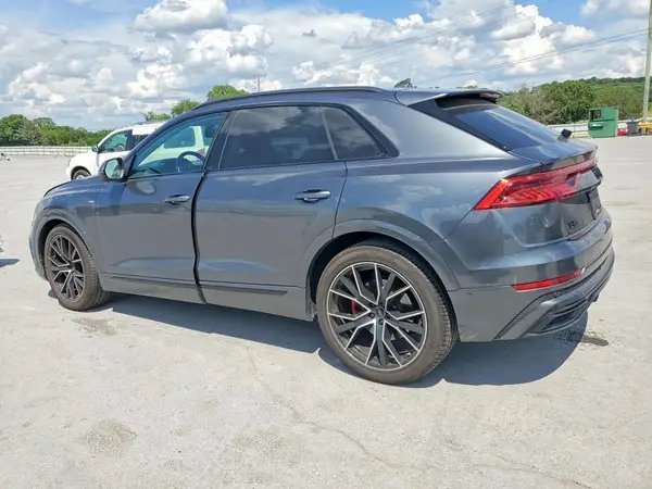 WA1FVBF1XPD043555 2023 AUDI Q8 - Image 2