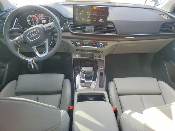 WA1G2AFY1S2024773 2025 AUDI Q5 - Image 8