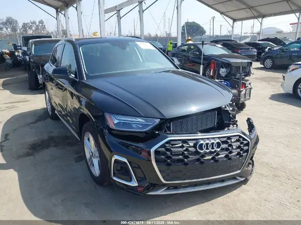 WA1G2AFY1S2060639 2025 AUDI Q5 - Image 1