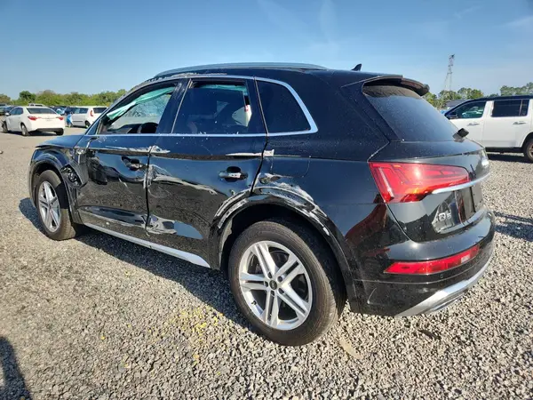 WA1G2AFY3M2113862 2021 AUDI Q5 - Image 2