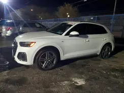 WA1G2AFY3M2126028 2021 AUDI Q5