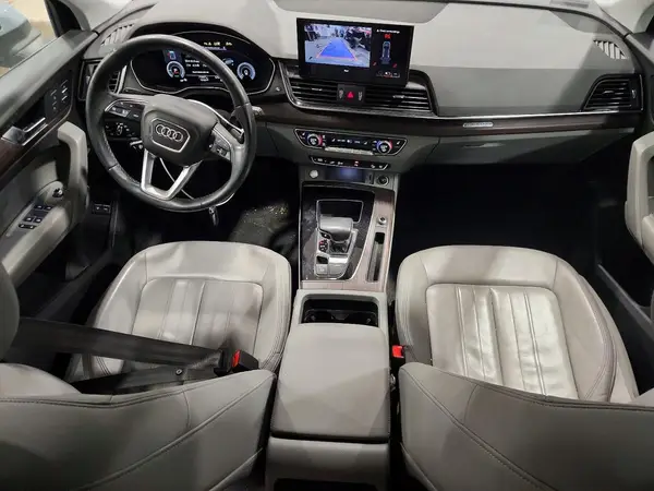 WA1G2AFY4M2110646 2021 AUDI Q5 - Image 8