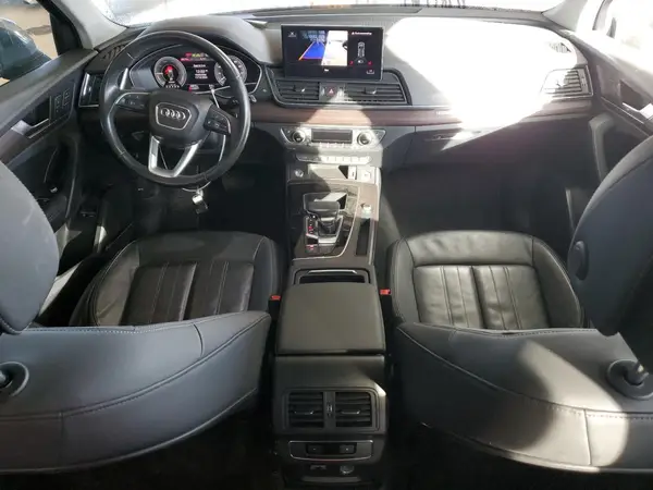 WA1G2AFY4M2113014 2021 AUDI Q5 - Image 8