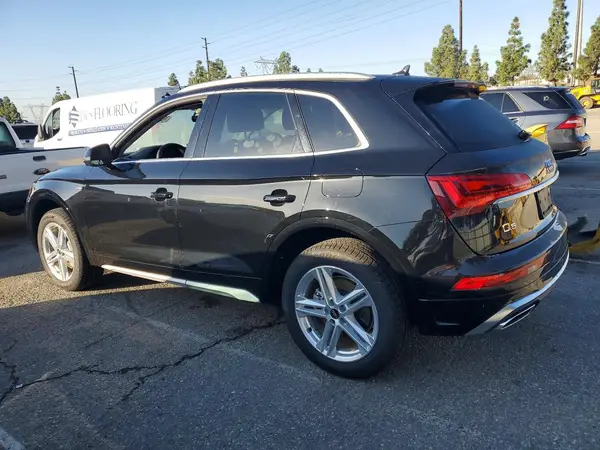 WA1G2AFY4R2075498 2024 AUDI Q5 - Image 2