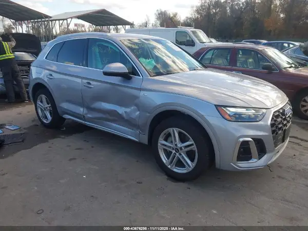 WA1G2AFY4R2149681 2024 AUDI Q5 - Image 1