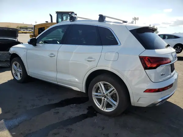 WA1G2AFY5R2075879 2024 AUDI Q5 - Image 2