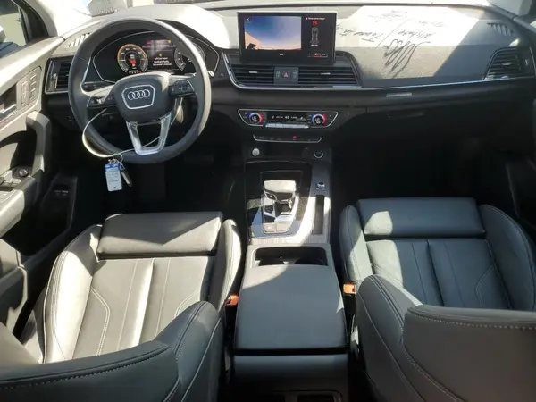 WA1G2AFY5R2075879 2024 AUDI Q5 - Image 8