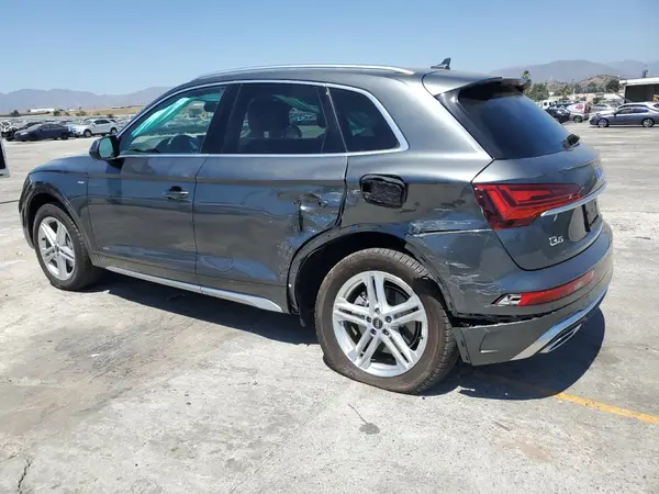WA1G2AFY5R2076806 2024 AUDI Q5 - Image 2