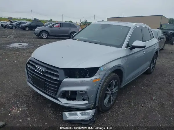 WA1G2AFY6L2051369 2020 AUDI Q5 - Image 2