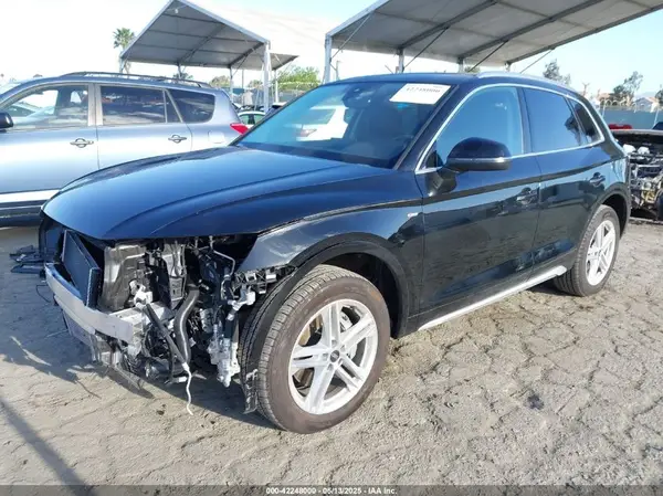 WA1G2AFY6R2104354 2024 AUDI Q5 - Image 2