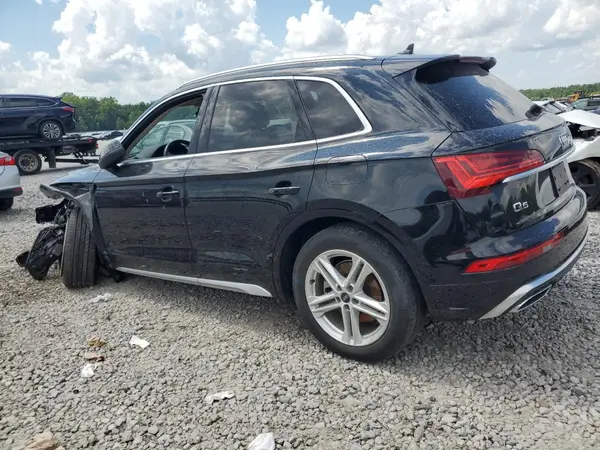 WA1G2AFY7M2075391 2021 AUDI Q5 - Image 2