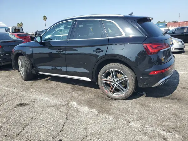 WA1G2AFY7P2069174 2023 AUDI Q5 - Image 2