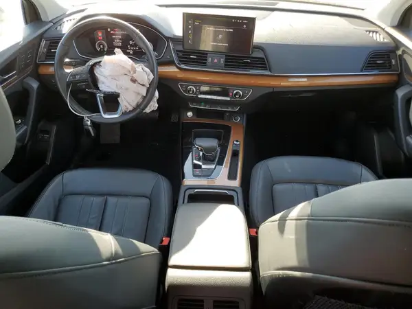 WA1G2AFY9M2141214 2021 AUDI Q5 - Image 8