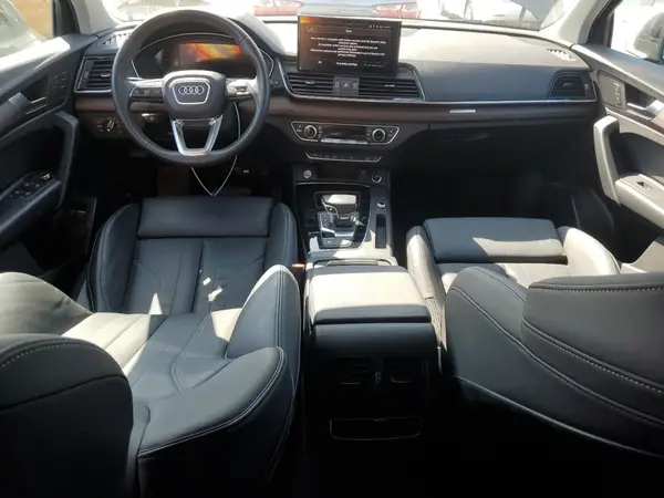 WA1G2AFY9N2081422 2022 AUDI Q5 - Image 8