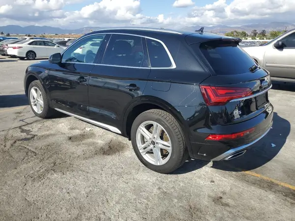 WA1G2AFYXR2081726 2024 AUDI Q5 - Image 2