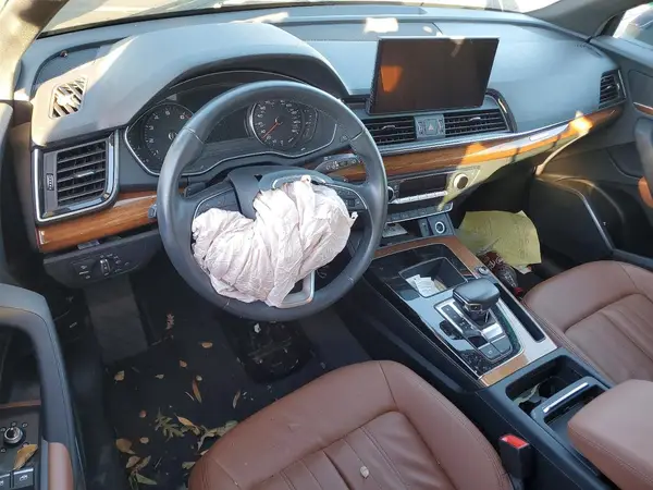 WA1GAAFY0N2080842 2022 AUDI Q5 - Image 8