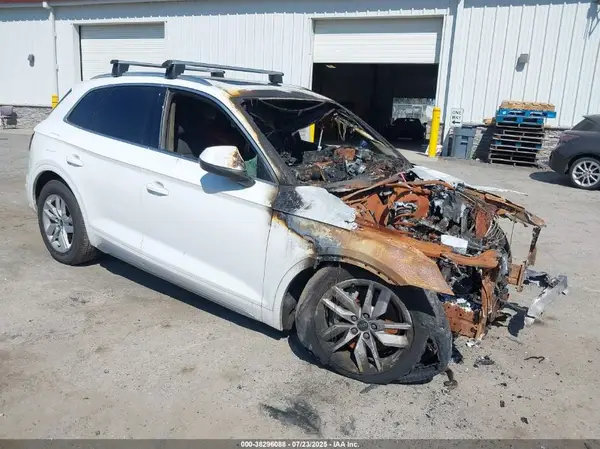 WA1GAAFY0N2082557 2022 AUDI Q5