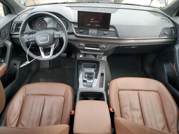 WA1GAAFY0N2120773 2022 AUDI Q5 - Image 8