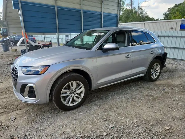 WA1GAAFY0N2140067 2022 AUDI Q5 - Image 1