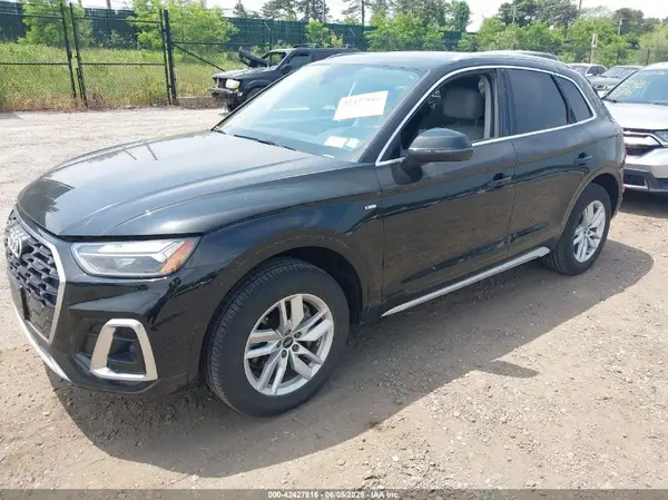 WA1GAAFY0P2002709 2023 AUDI Q5 - Image 2