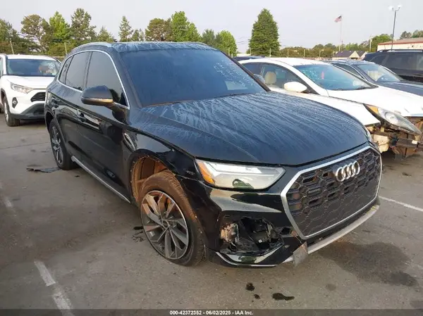 WA1GAAFY0P2037363 2023 AUDI Q5 - Image 1