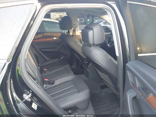 WA1GAAFY0P2037363 2023 AUDI Q5 - Image 8